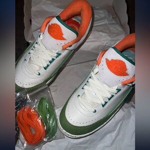 Titan x Wmns Air Jordan 2 Retro Low